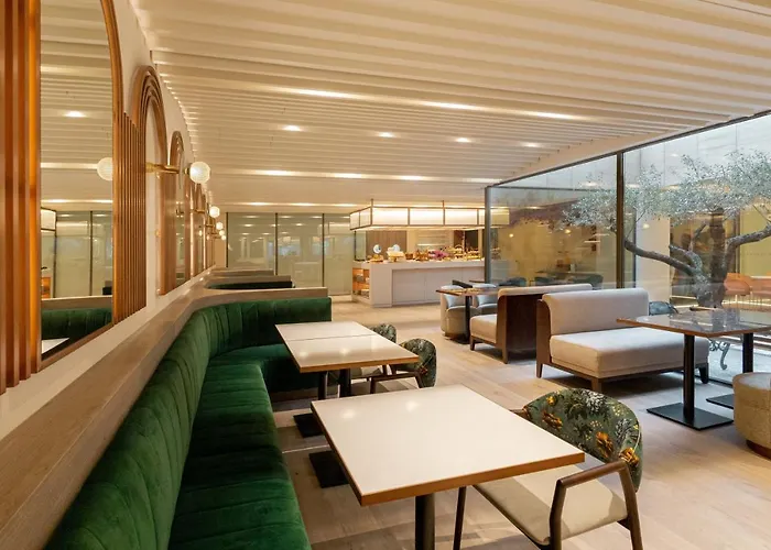 Luster Ξενοδοχείο