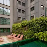 Hotel Luster 4*