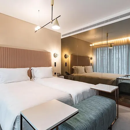 Hotel Luster Lisbon