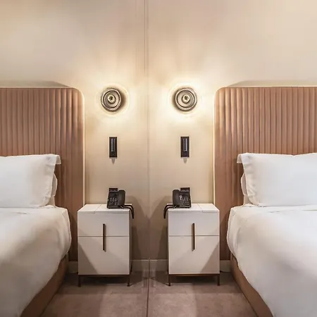 Hotel Luster